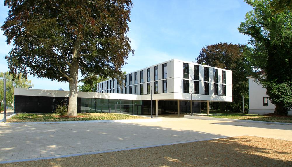 Das neue Science Data Management Centre Gebäude auf dem DESY-Campus in Zeuthen	