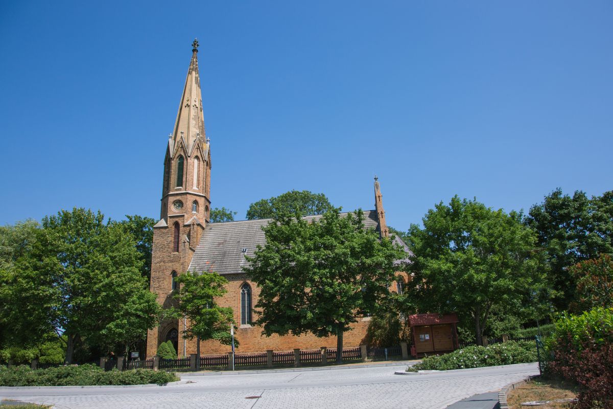Außenansicht der Kirche