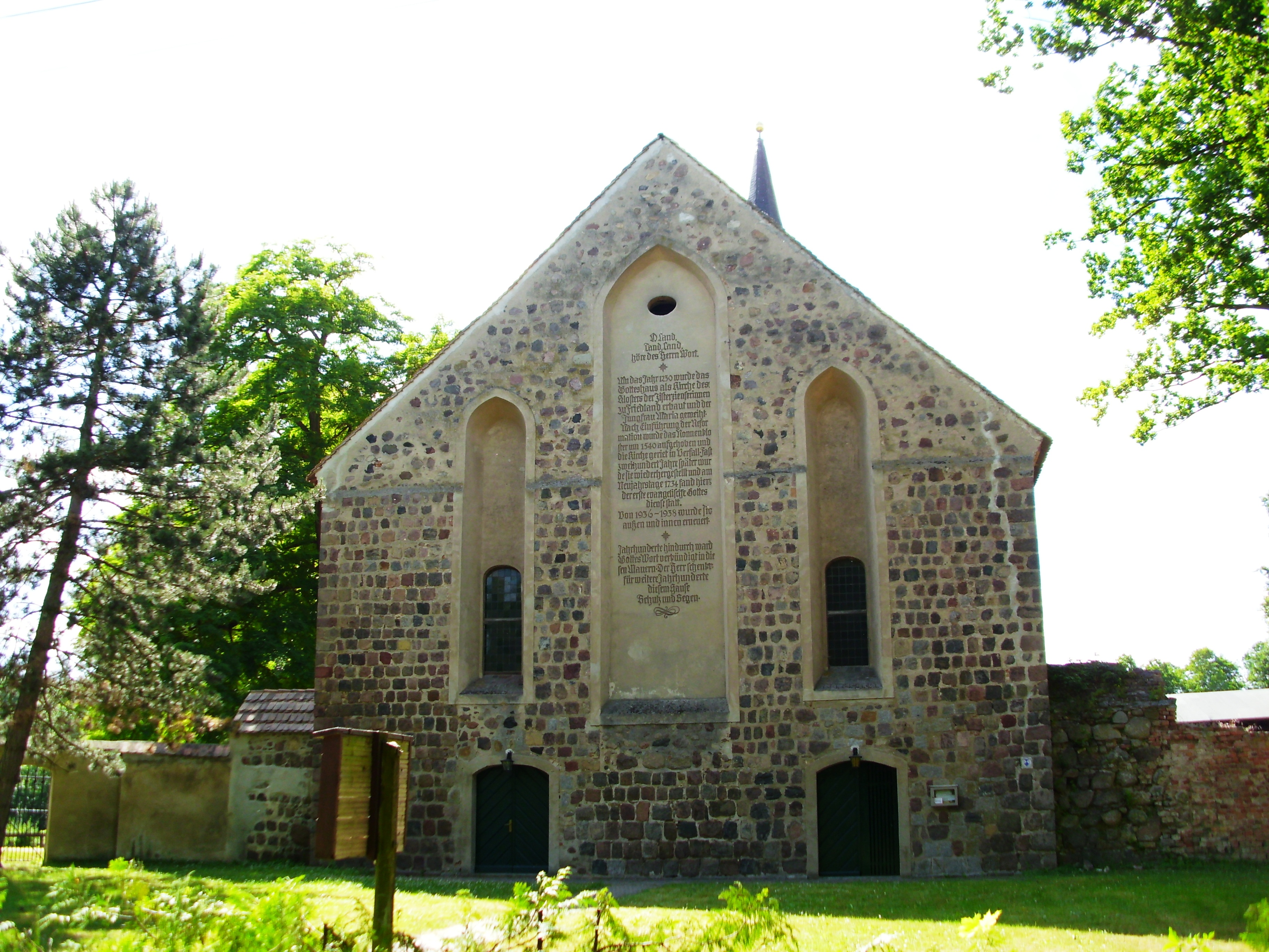 Ansicht des Ostgiebels der Klosterkirche