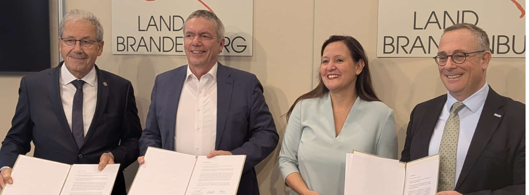 Bild: Vertrag zu Denkmalschutz Lausitzer Industrieanlagen unterzeichnet